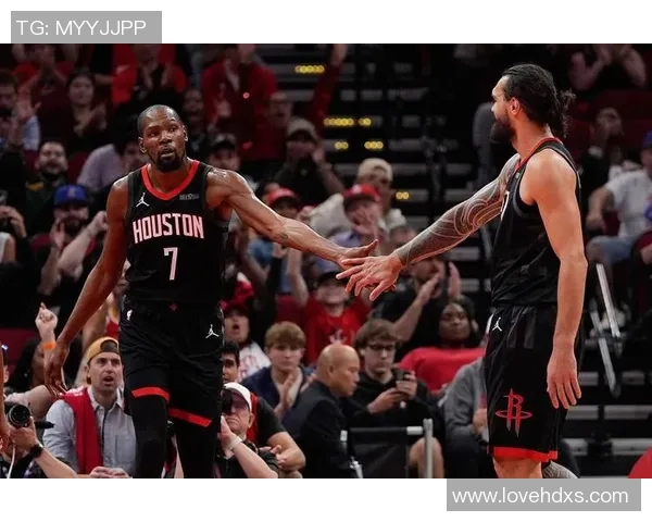 勇士与火箭第四场精彩对决回顾NBA录像带你重温经典瞬间